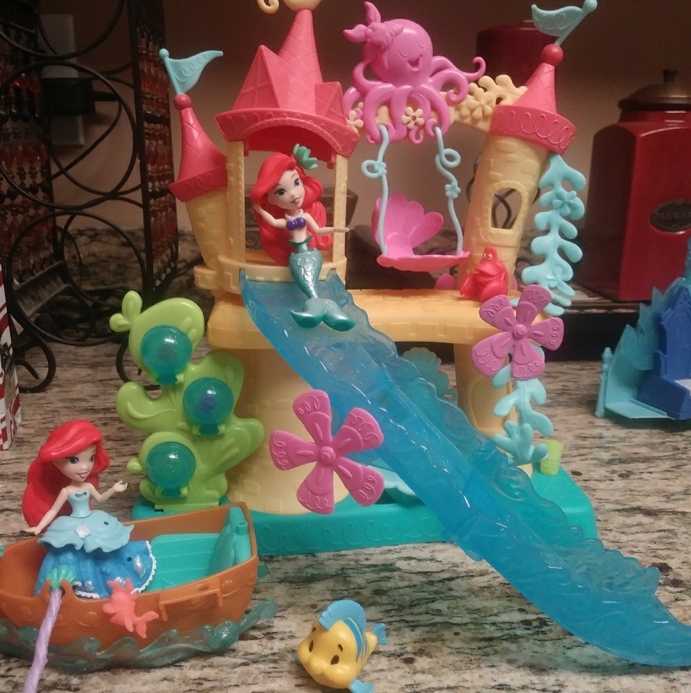 Disney Little Kingdom Playset